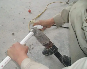鱼峰漏水维修电话